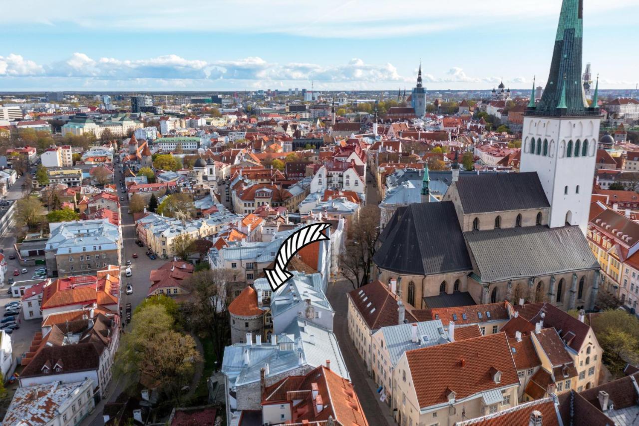 Old Town - Unique Tower Apartment Tallinn Exterior photo